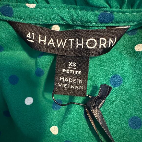 41 Hawthorn Tiffiny Tulip Sleeve Blouse V-Neck Green Polka Dot NWOT XS Petite - Picture 7 of 8